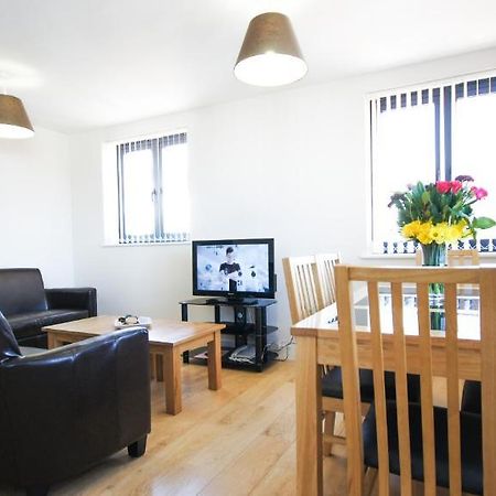 Crompton House Apartments Edgware Ngoại thất bức ảnh