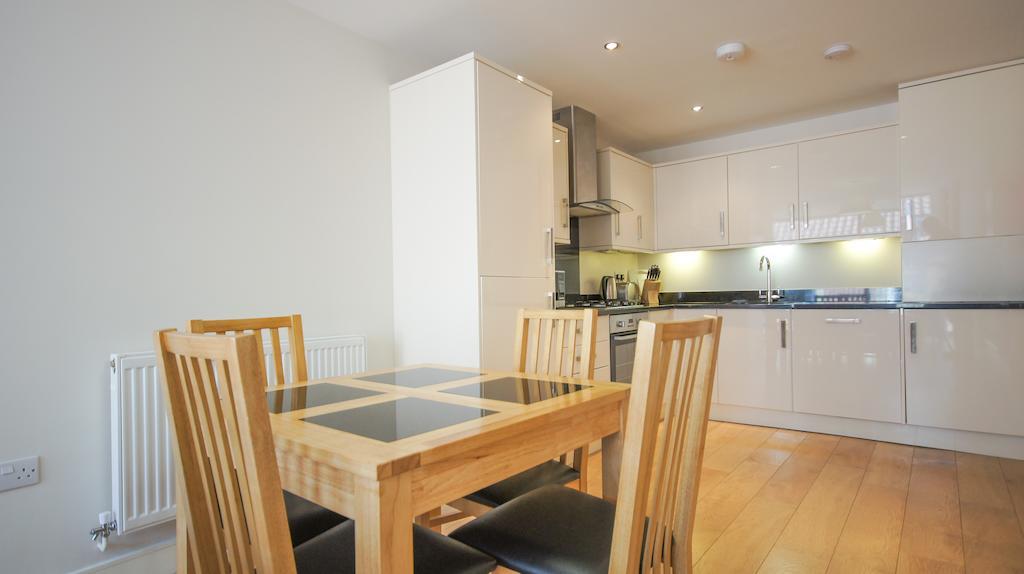 Crompton House Apartments Edgware Ngoại thất bức ảnh