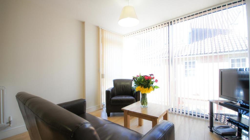 Crompton House Apartments Edgware Phòng bức ảnh