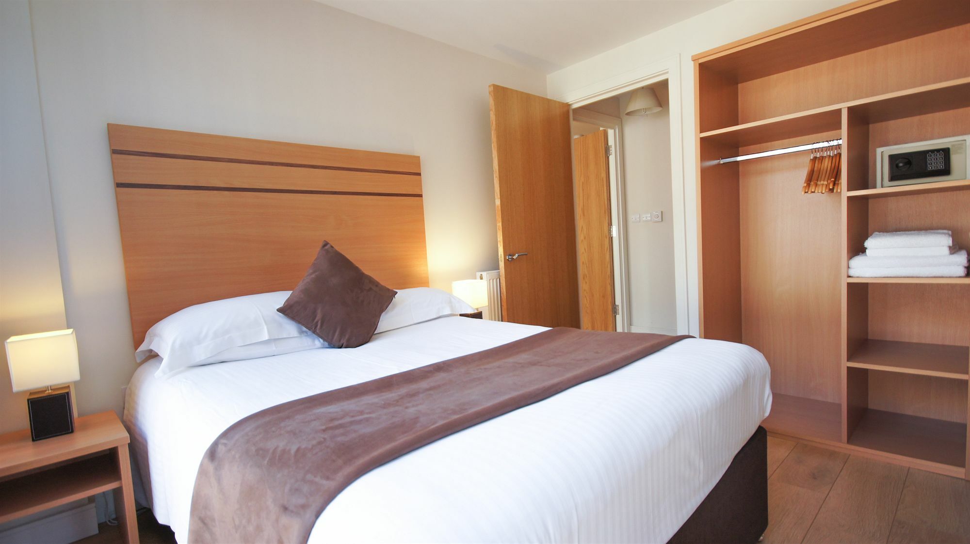 Crompton House Apartments Edgware Ngoại thất bức ảnh